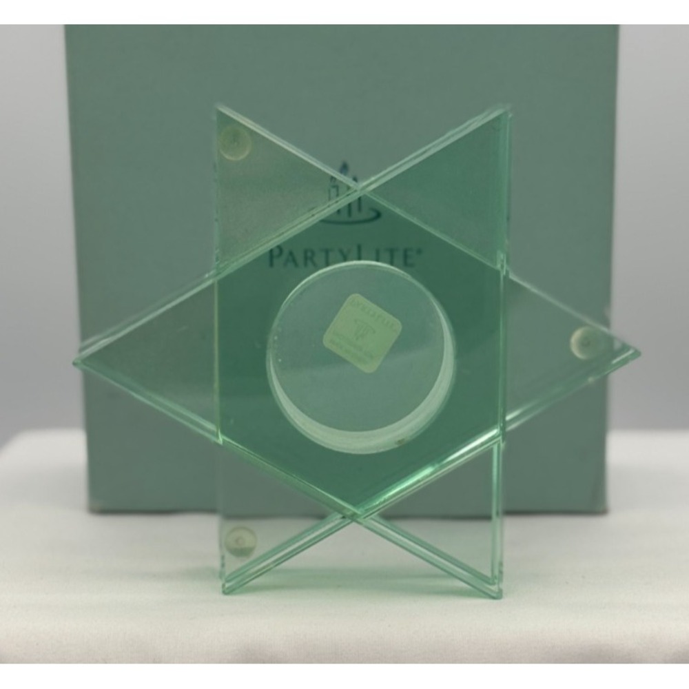 Partylite P8265 Stratus Star Clear / Green Star Tea Light Holder - NEW Open Box